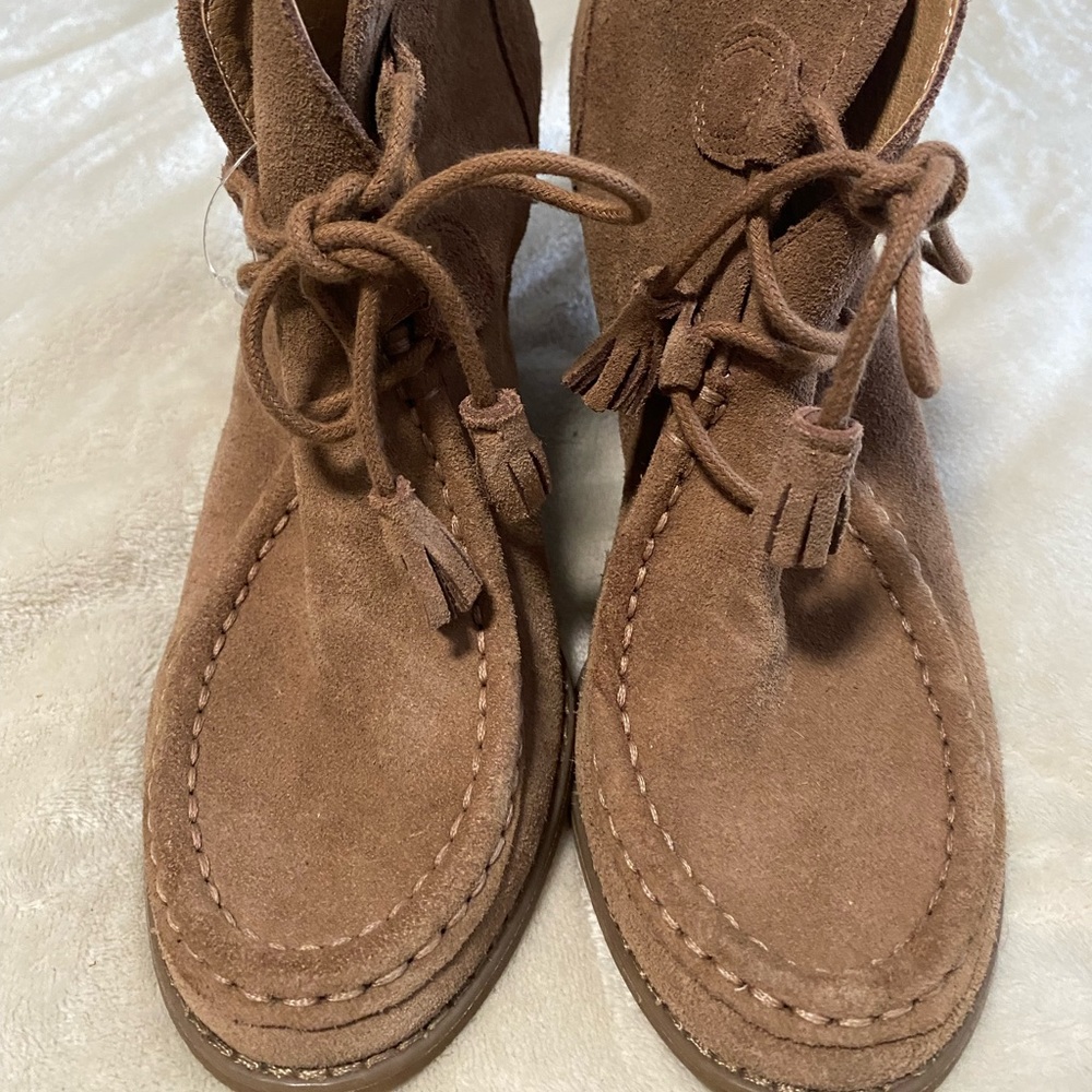 Leather heel boots